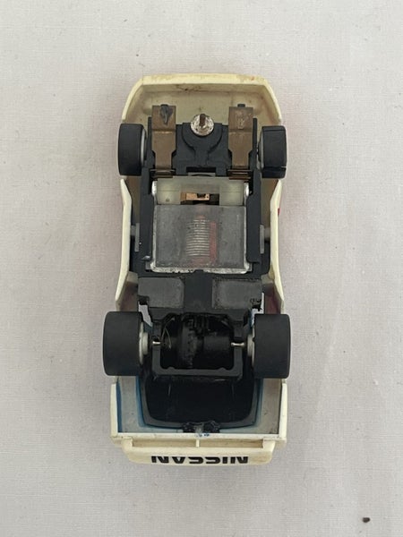 AFX TOMY NISSAN 300ZX #33 SLOT CAR Carousel 7