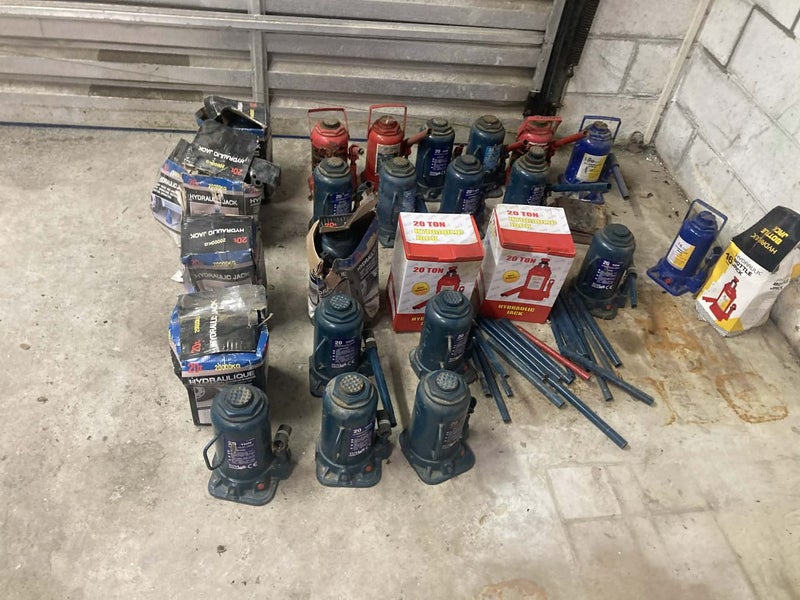 Hydraulic Jack's Carousel 5