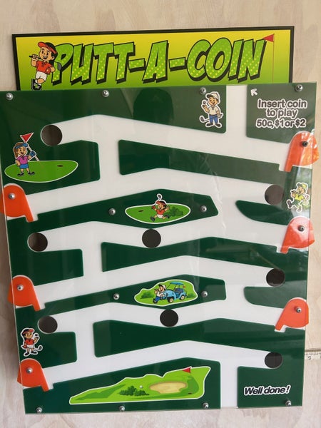 Putt-A-Coin Golf game Carousel 9