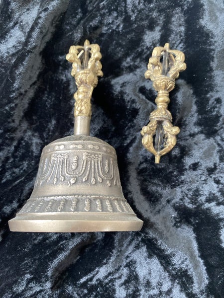 Tibetan bell and dorje set Carousel 2