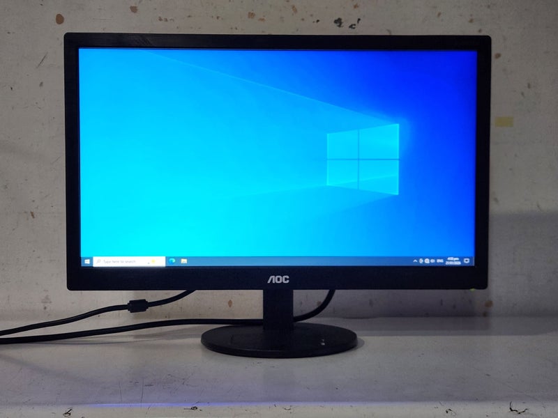 - AOC E2070SWN 19.5" LED Monitor - 1600 x 900, 16:9, VGA Carousel 2