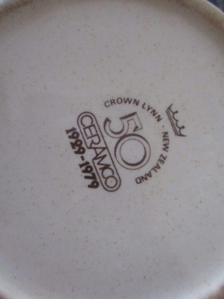 50 Years Crown Lynn Jubilee Lidded Pot Carousel 5