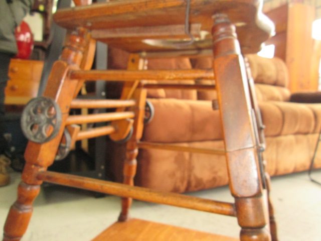 2407 ANTIQUE HIGH CHAIR Carousel 13