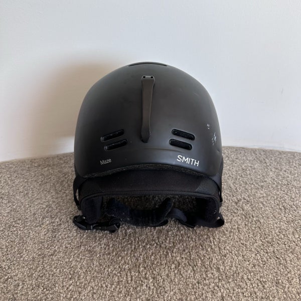 Smith Maze Snow Helmet Carousel 2