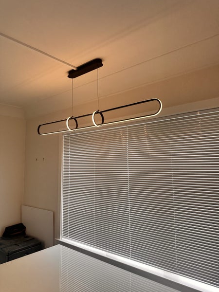 Avenue LED 1.8m Bar Pendant Light – Black Carousel 2