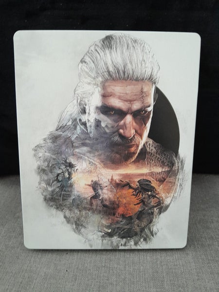 The Witcher 3 Collector's Edition Steelbook Carousel 1