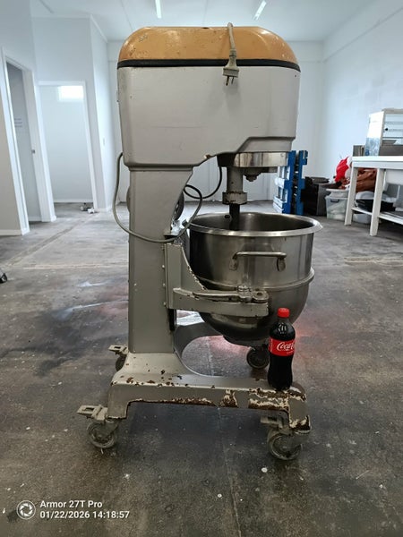 robot coupe 40 lt planatary mixer price drop for quick sale Carousel 6