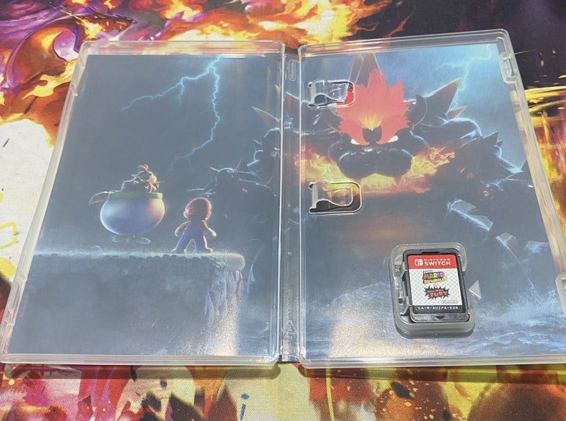 Pre owned Super Mario 3DWorld+ Bowser’s FURY Carousel 3