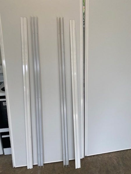 Sliding Wardrobe Doors 900w x 2200h * As New * Carousel 2
