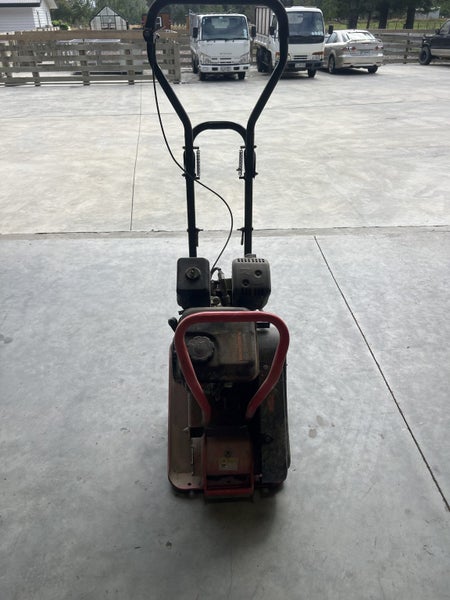 plate compactor Carousel 2