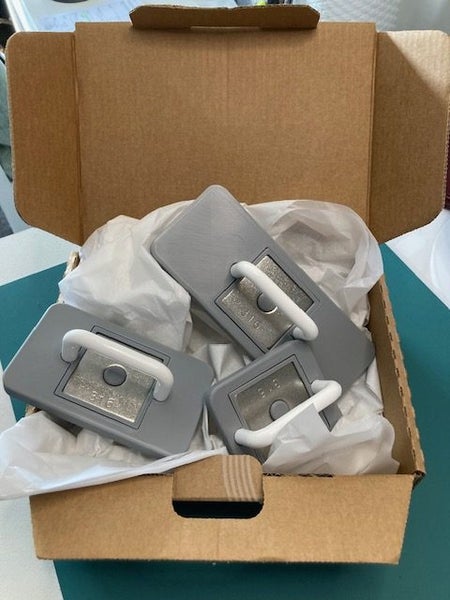 DRESSMEDOLLS - Set of 3 Patternmaking Weights for Sewing (Grey) Carousel 2