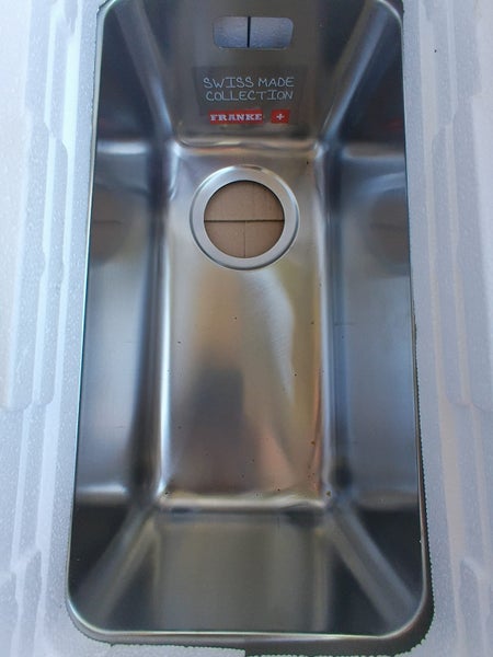 Frankie Sink Carousel 1