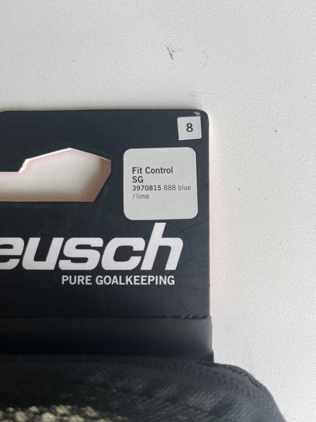 NEW Reusch football soccer goalie gloves - sz8 Carousel 2