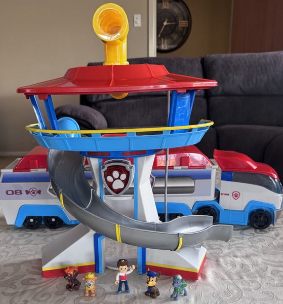 Paw Patrol Lookout Tower and Patroller Set Carousel 1