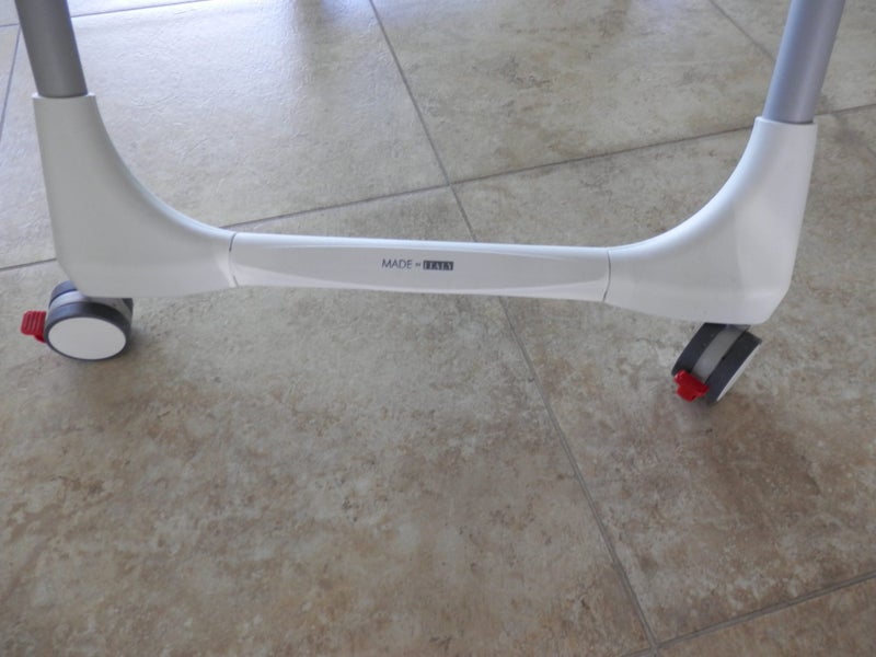 Highchair, as new, Italian-made PegPerigo Prima Pappa "Follow Me " Carousel 8