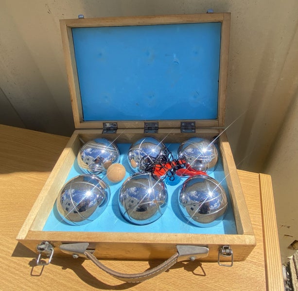 Petanque - In Custom Made Box Carousel 1