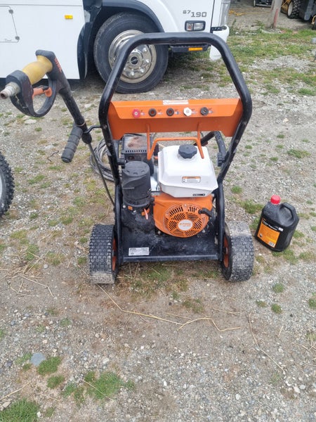 Water blaster sthil RB800 approx 3800 psi petrol motor Carousel 3