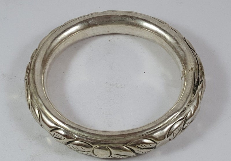 Large Antique Silver Plated Bangle*** Carousel 2