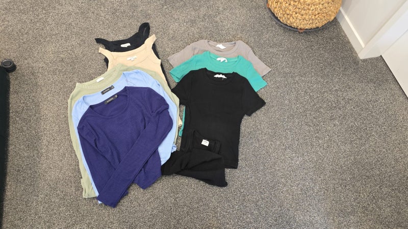 Womens tops - assorted (XS size) Carousel 1