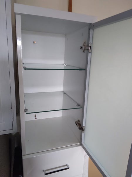 BATHROOM CABINET Carousel 2