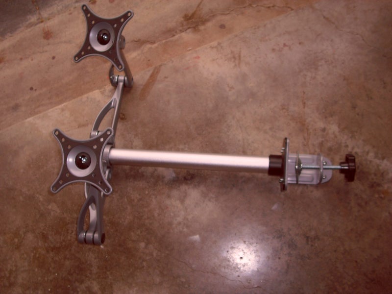 dual monitor stand Carousel 1