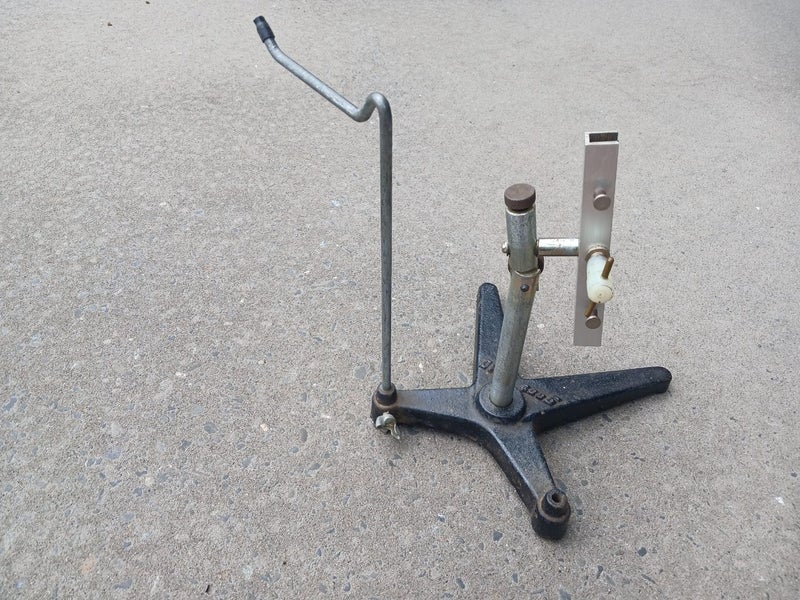 Circuit board construction stand Carousel 5