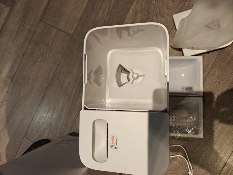 Automatic pet food dispenser Carousel 2