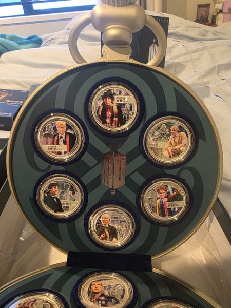 2013 Dr Who Time watch 1/2oz set Carousel 7