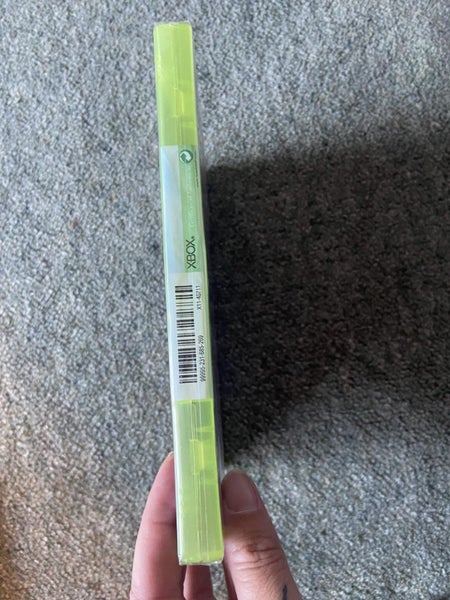 Xbox 360 E + games + controllers Carousel 6