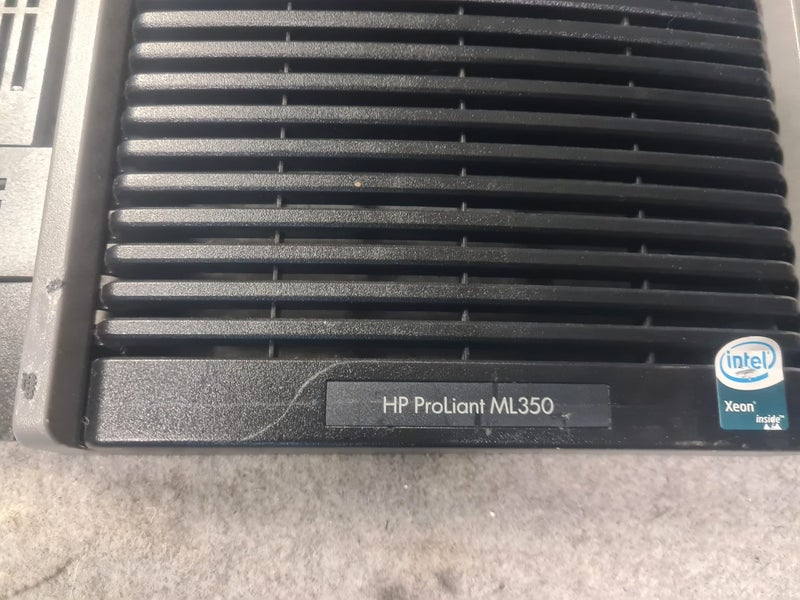 HP Proliant ML350 Server Parts Floppy Disk Drive X 2 Carousel 2