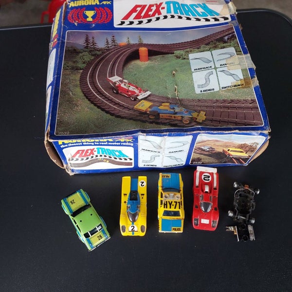 Aurora AFX Flex Track Carousel 1