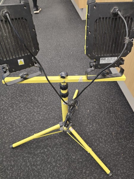 Arlec LED Worklight WL0016 Carousel 5