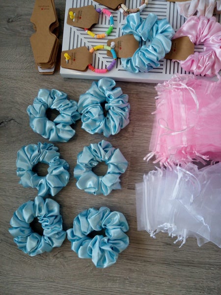 BUlK handmade bracelets and scrunchies perfect for party gift bags! Carousel 4