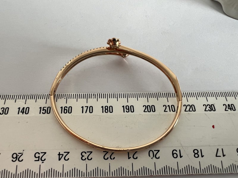 Beautiful Bracelet Carousel 10