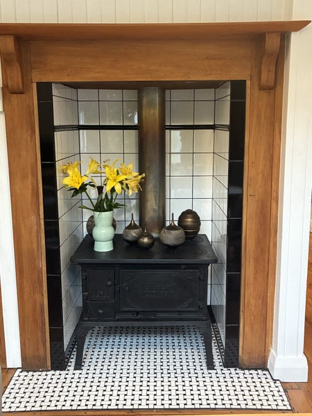 Vintage 1930s Caledonia "Modern Dover" Cast Iron Stove - Scottish Made Carousel 1