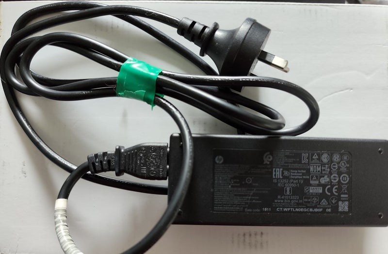 HP USB-C Universal Docking Station Carousel 12