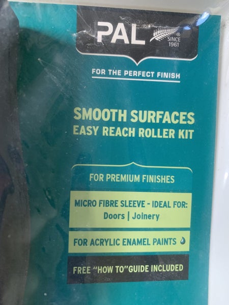 NEW - PAL - Smooth Surfaces Easy Reach Roller Kit - collect Remuera/post Carousel 2