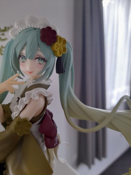 Hatsune Miku SweetSweets Matcha Figure Carousel 17