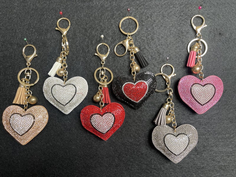 Gorgeous diamanté heart shaped key ring/chain Carousel 1
