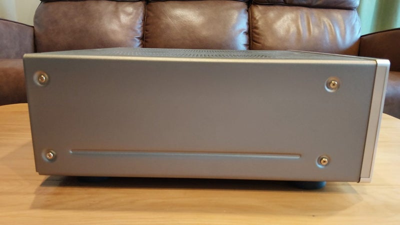 Denon PMA-S10II Ultra High End Amplifier Carousel 12