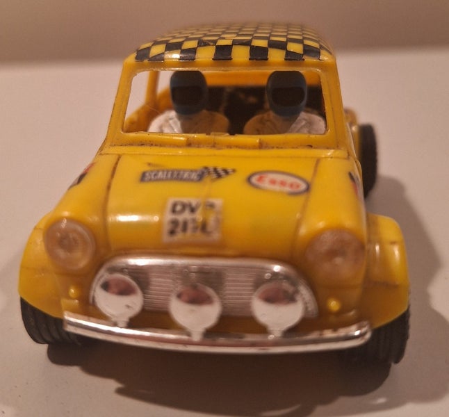 Scalectrix Rally Mini Cooper C.7 1970s Carousel 1