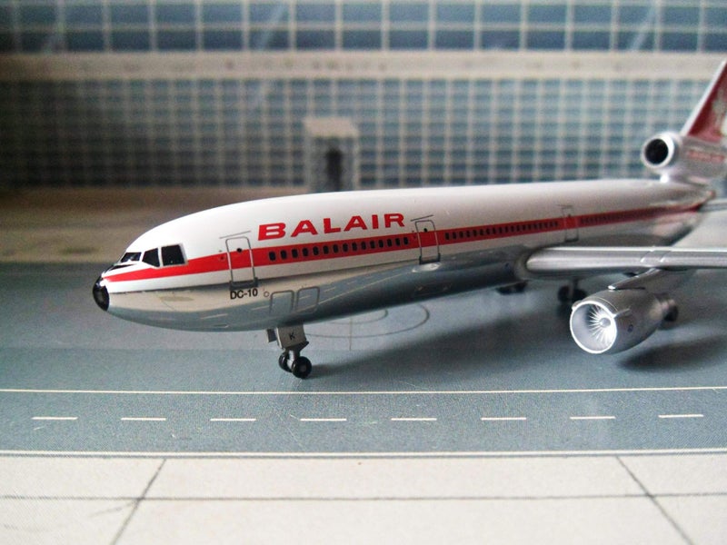 Scale 1/400 Dragon Wings - Douglas DC-10-30 Balair Carousel 2