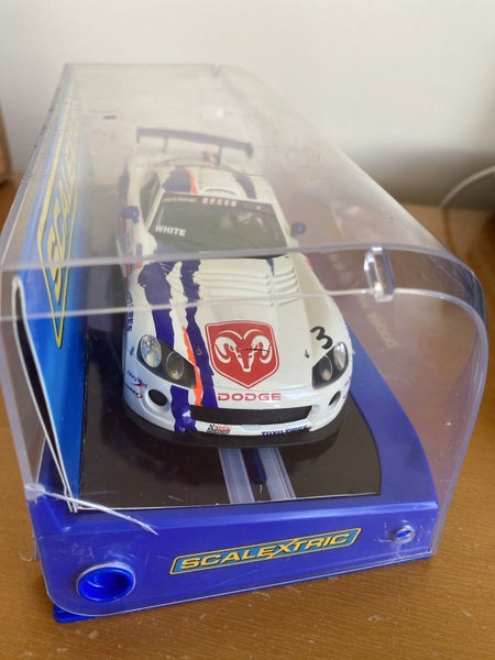 Scalextric Dodge Viper Carousel 4
