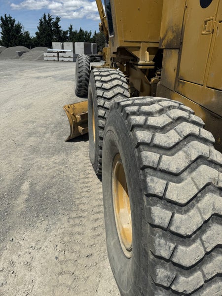 Grader65200331004801113
