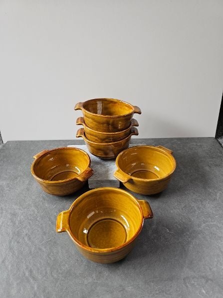 Six Crown Lynn? Honey Glaze Individual Soup Bowls or Ramekins. Stamped 1143. Carousel 2