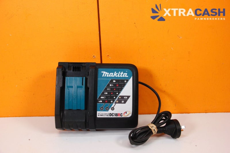 Makita Battery Charger - DC18RC Carousel 1