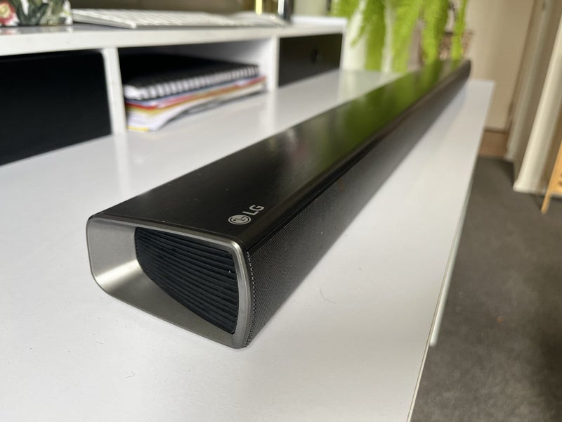 LG SJ5 Soundbar Carousel 1