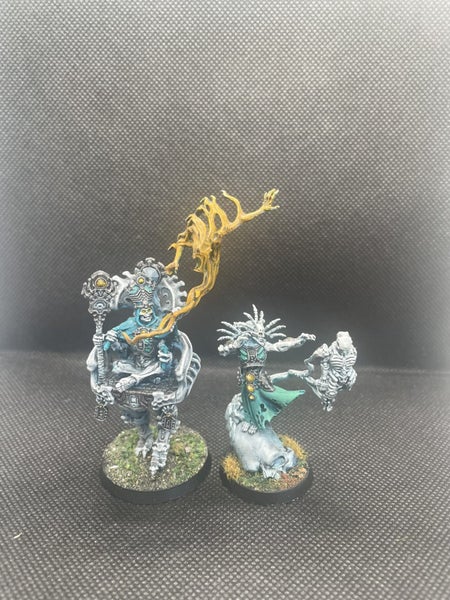 Ossiarch Bonereapers Mortisan Soulmason and Boneshaper - Warhammer Age of Sigmar Carousel 1