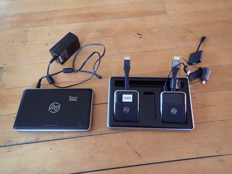 (DL) NORTHVISION nv20010 visionshare receiver , power station, senders set Carousel 1