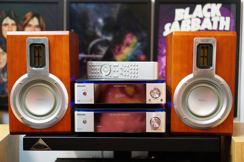 Philips MCD708 Micro HiFi System with CD/DVD/AUX/Radio, Speakers & Remote Carousel 1